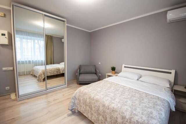 Апартаменты Lesi 3 Studio Apartment Киев-48